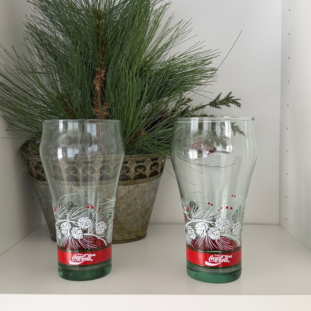 Coca Cola Commemorative Collectors Vintage Libby Glass Cup - Winter - Pinecone
